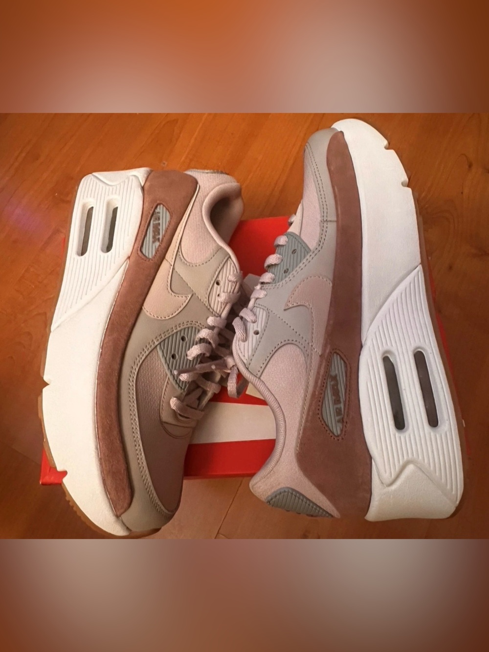 Nike Air Max 90 LV8 woman’s size 10 new